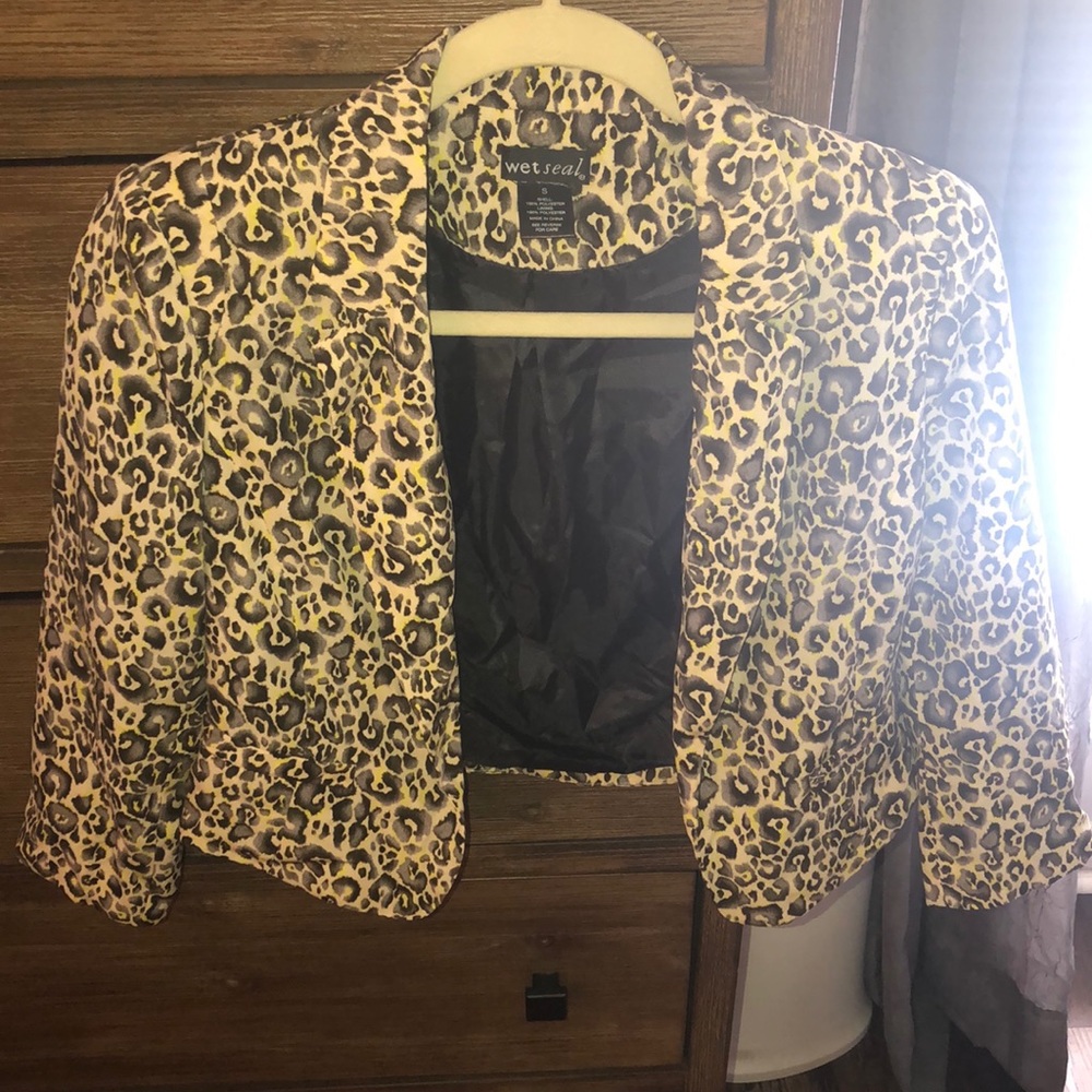 Leopard Print Crop Blazer